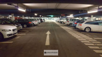 Parkplatzauswahl im Parkhaus Parken Flughafen Brandenburg P3