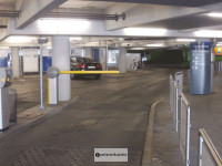 ParkenPlus am Airport Nürnberg Beschrankte Zufahrt