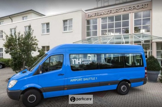 Zijkant shuttle bus Hotel NH Frankfurt Airport