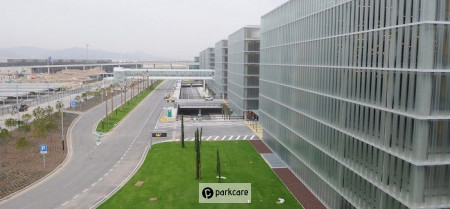 Pabellones de Aena Parking Aeropuerto Barcelona T1
