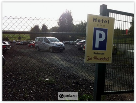 Afgesloten parkeerterrein Hotel Zur Morschbach Parking
