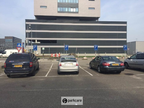 Parkeerplekken voor gehandicapten P3 Rotterdam Airport