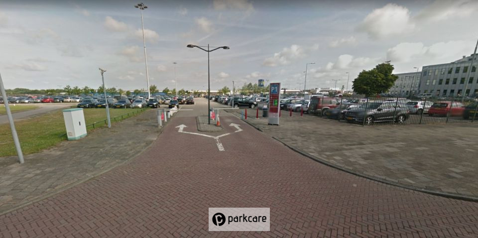 Ingang parkeerplaats P1 Rotterdam Airport