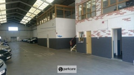 Plazas de parking en recinto cerrado Parking Parayas