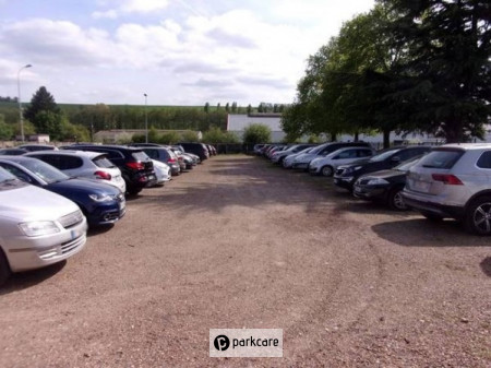 Voici où sera garée votre voiture chez Parking Shuttle Beauvais Service Voiturier