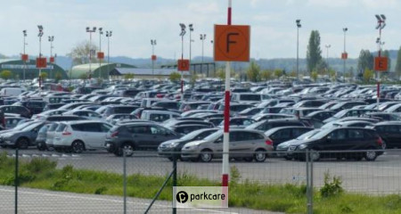 Le Parking Aéroport Beauvais P4 est extérieur et cloturé