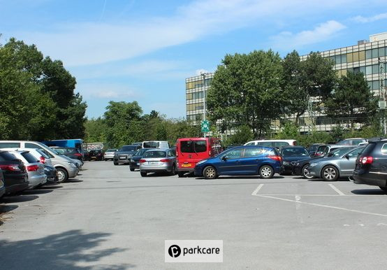 Easy Parking DUS Valet openlucht parkeerplaatsen