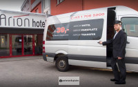 Chauffeur mit Shuttlebus Arion Airport Hotel Parking Wien
