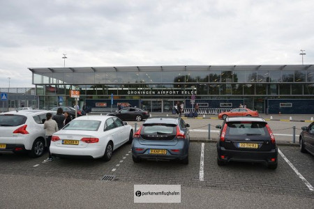 Parkplätze Parken Flughafen Groningen P1