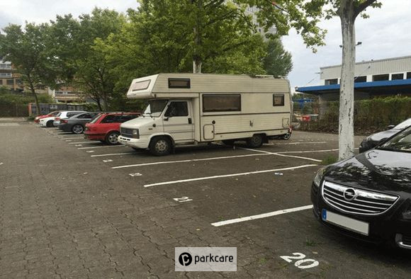 ParKing Camper op parkeerplaats