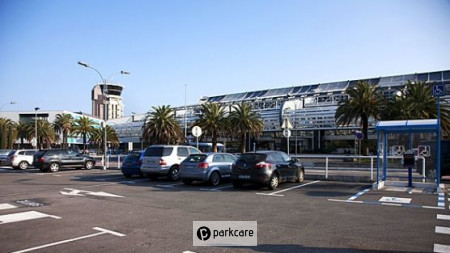 Posti auto scoperti Parcheggio P2 Aeroporto Nizza