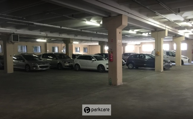 Parcheggio al coperto Parking Suprema
