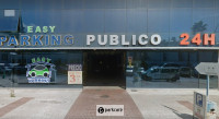 Entrada al aparcamiento Easy Parking Málaga