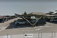 Vehículos aparcados en Parking Aeropuerto Zaragoza P1