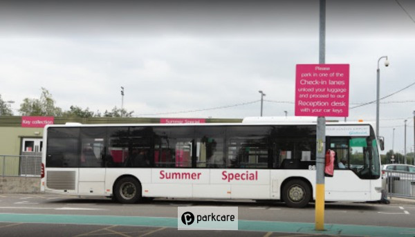 Shuttle Bus Gatwick Airport Summer Special North