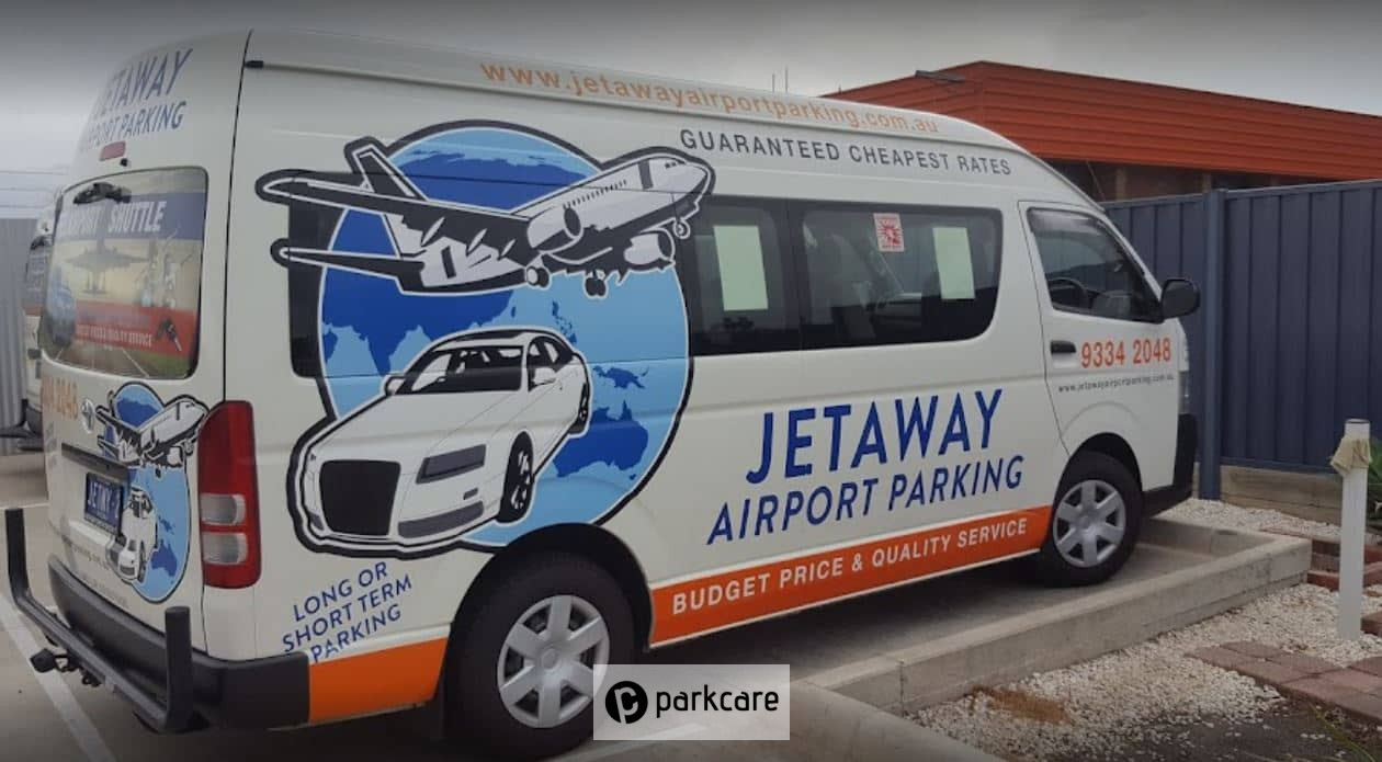 Complimentary shuttle bus for Jetaway Airport Parking