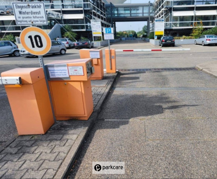 Ingang parkeerterrein Frankfurt Valet Service