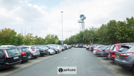 Düsseldorf Airport P23 Volle parkeerplekken